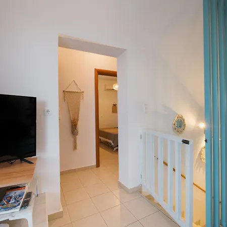 Lira Pure Serenity & Sea Views 3br