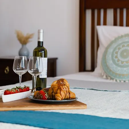 Lira Pure Serenity & Sea Views 3br Vilă