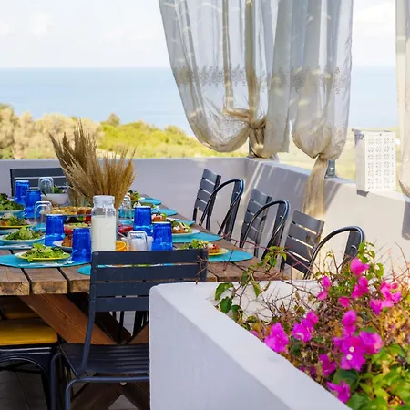 Lira Pure Serenity & Sea Views 3br Vilă